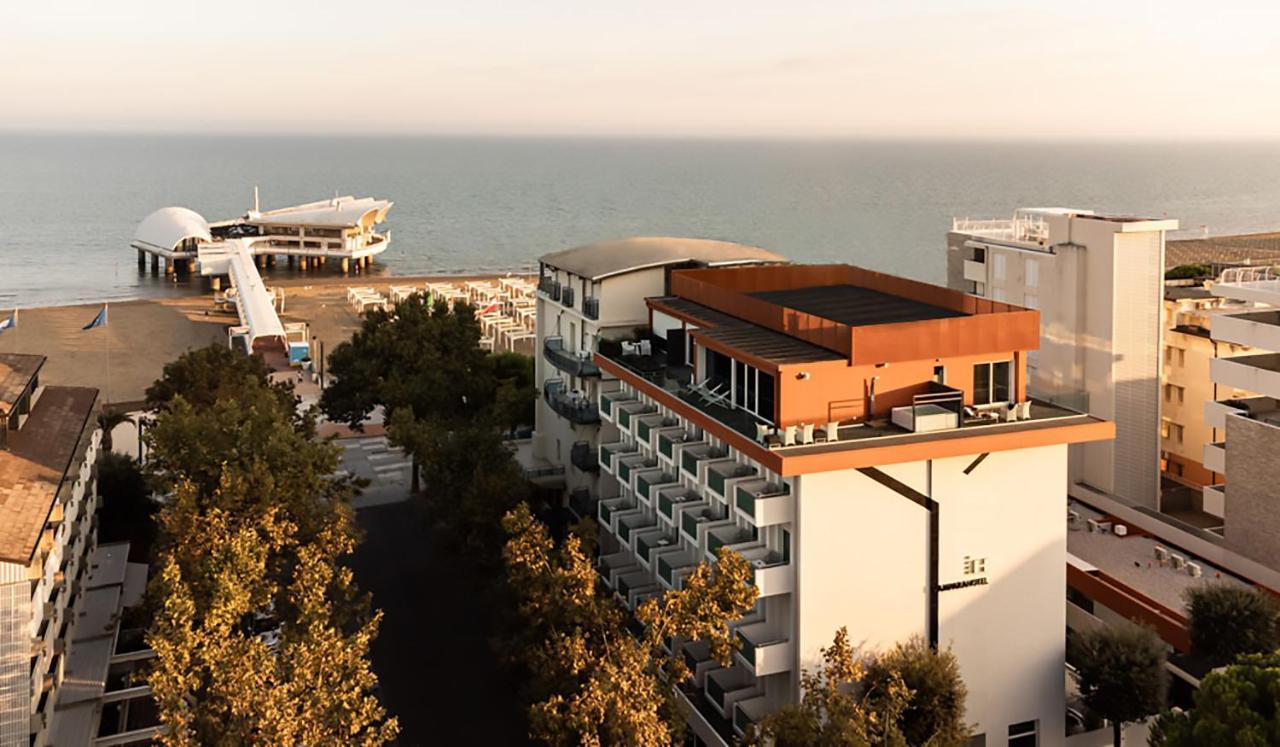 Hotel Lampara Lignano Sabbiadoro Extérieur photo